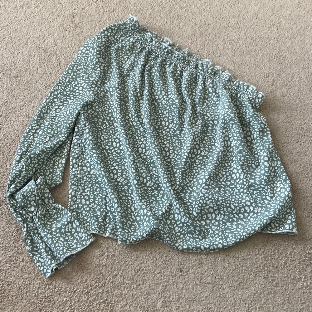 Amazon blouse